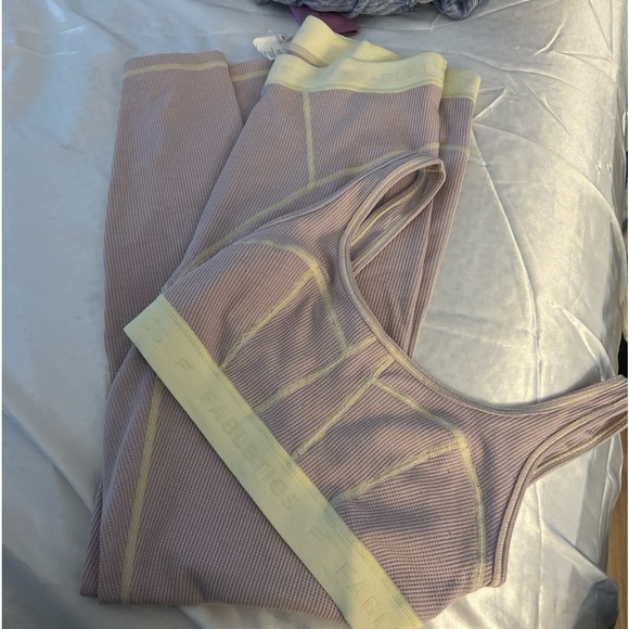 Fabletics Set - Picture 5 of 5